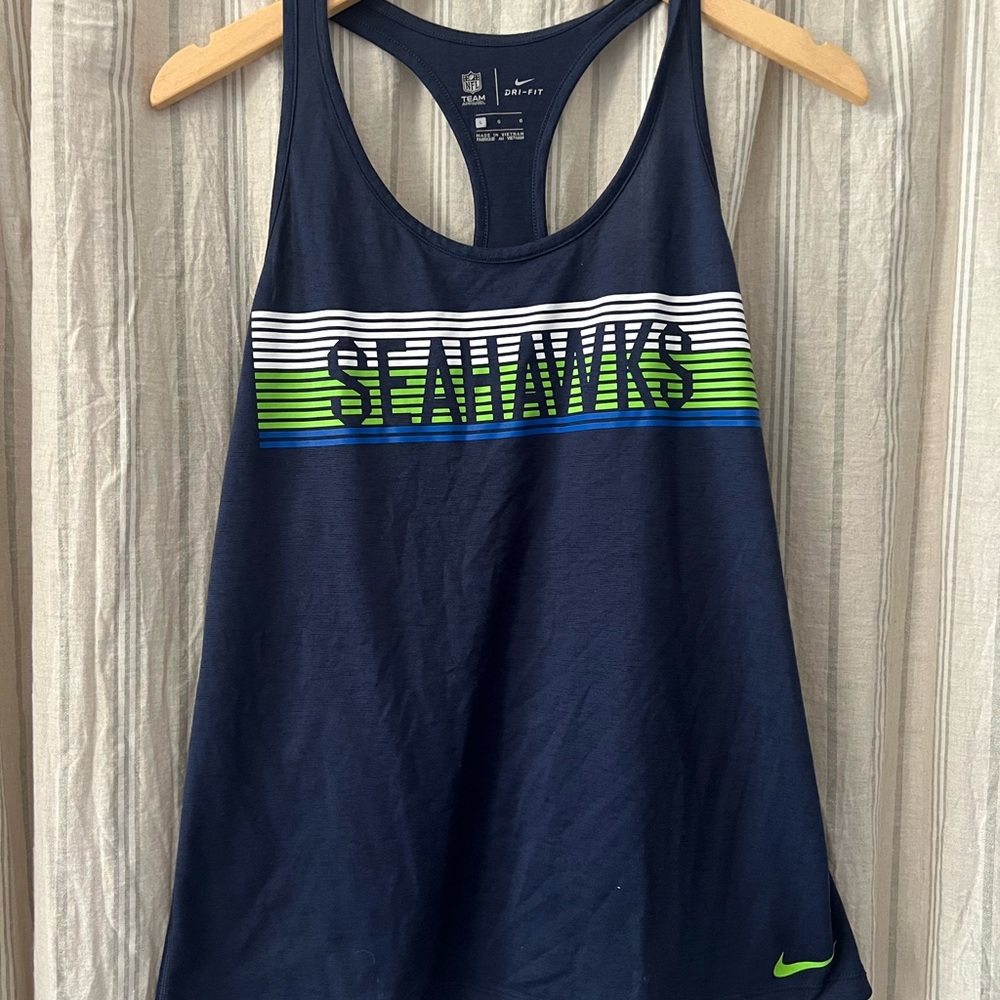 NFL Women's Navy and Green Seahawks Tank Top